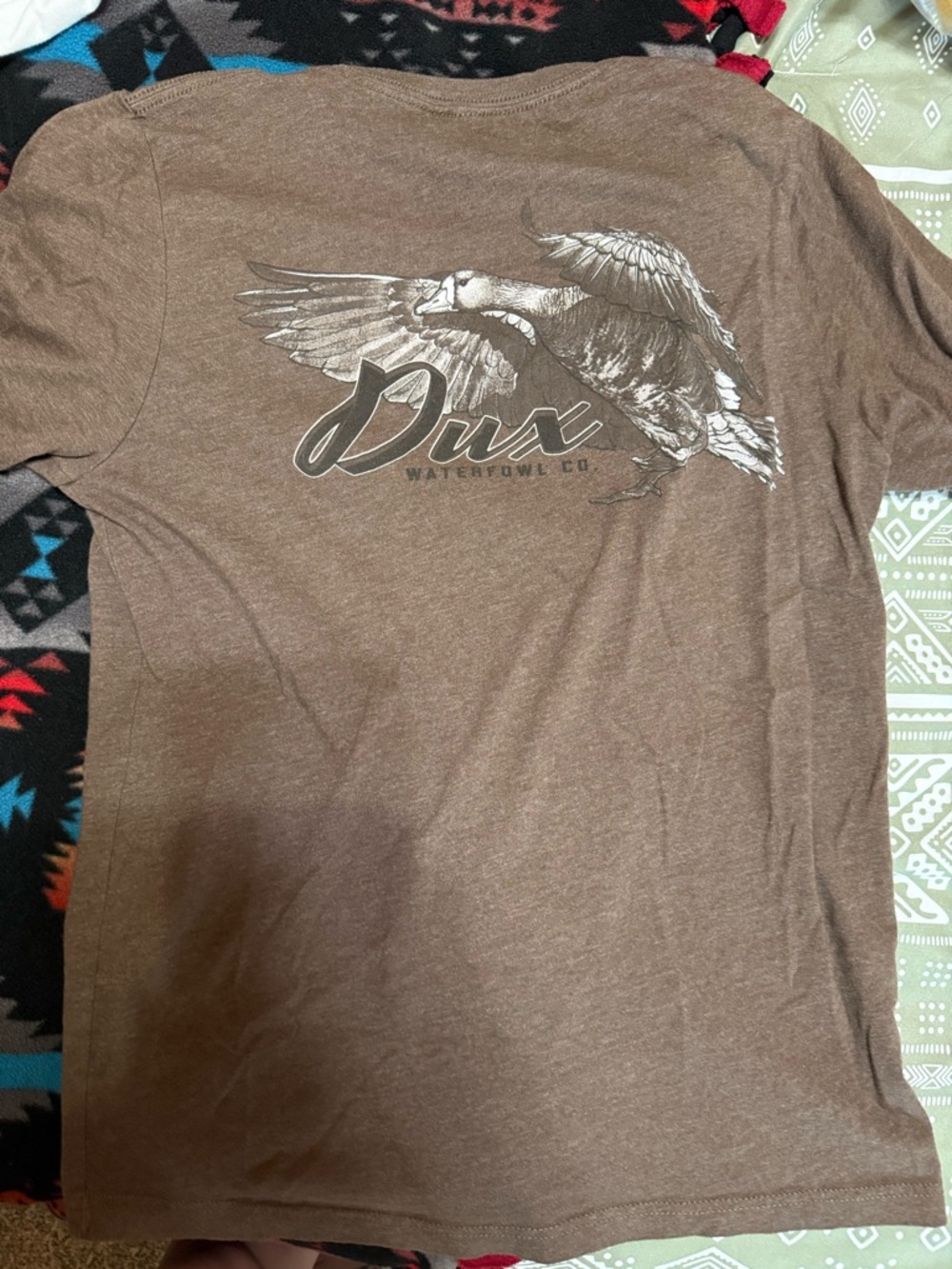 Dux Tshirt